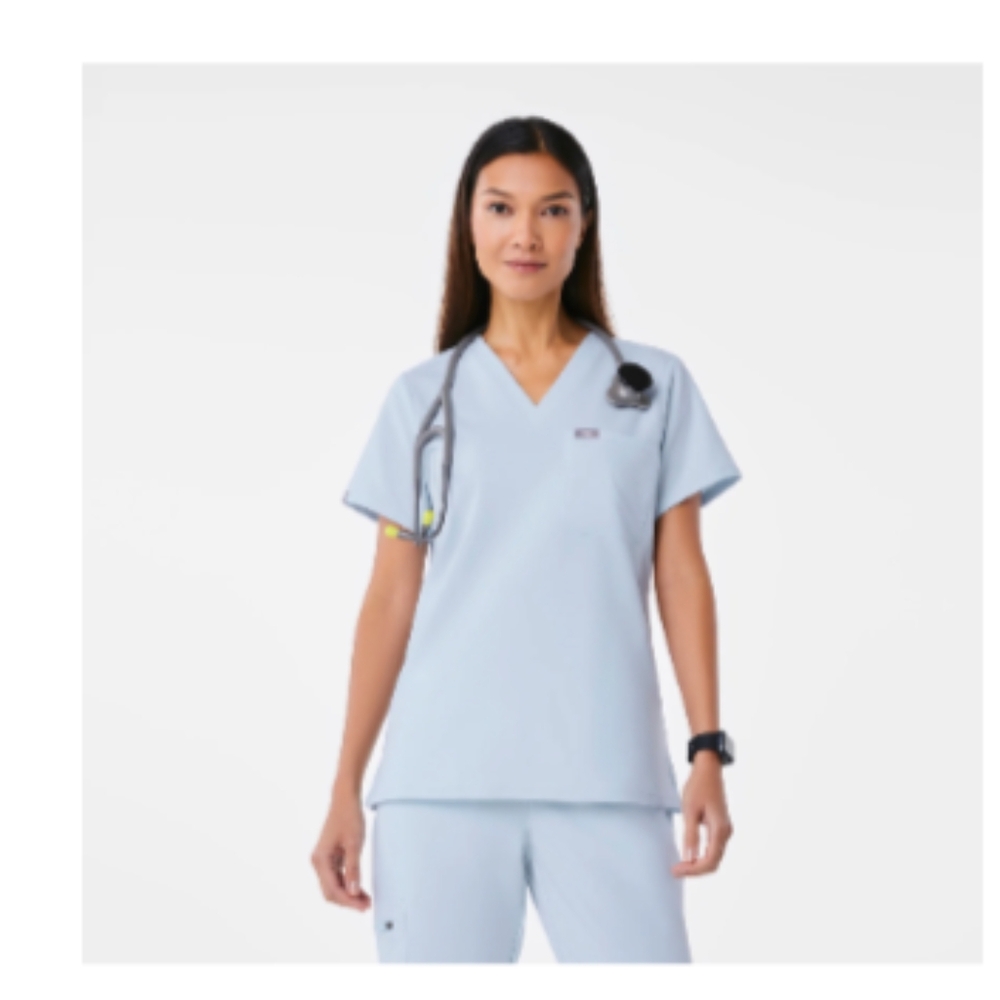 🩵🩵Figs "Open Skies" Catarina One-Pocket Scrub Top🩵🩵